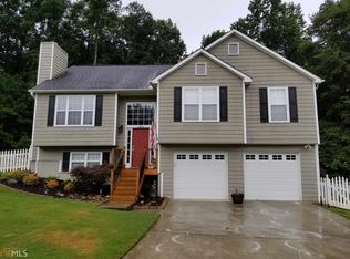 5910 River Ridge Ln, Sugar Hill, GA 30518