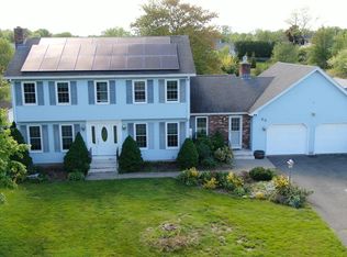 68 Kildeer Ln, Suffield, CT 06078