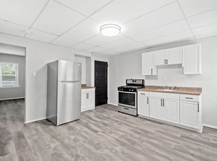 927 Lynn Ave APT D, Turtle Creek, PA 15145