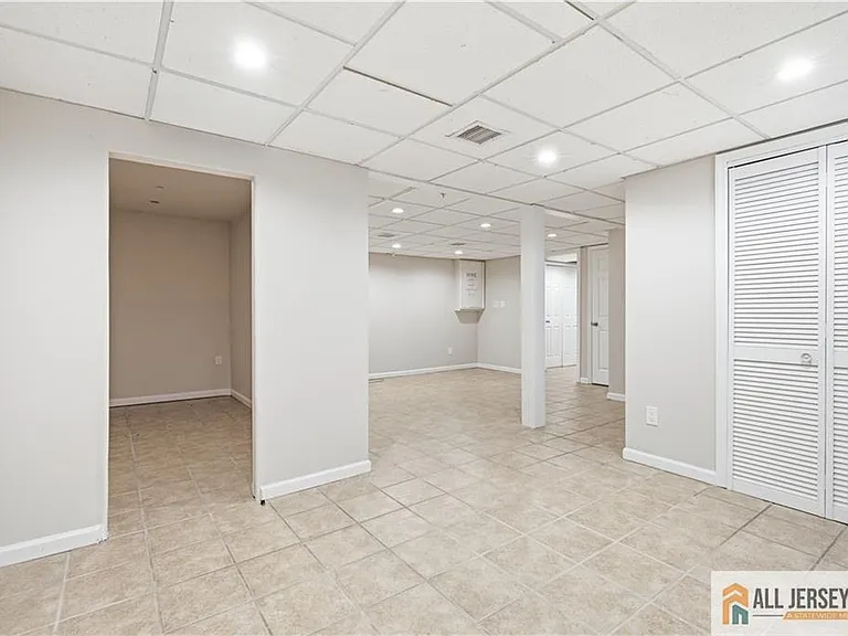 55 Parsler Pl — Photo 22
