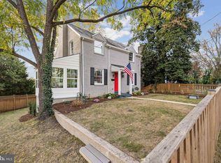 2410 Davis Ave, Alexandria, VA 22302