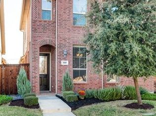 188 Carrington Ln, Lewisville, TX 75067