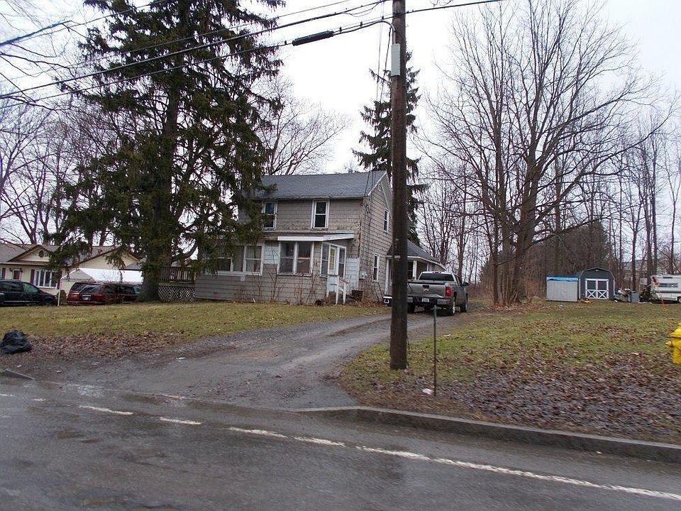 2nd image of 33 Big Tree St