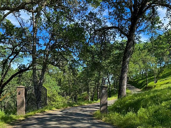 3rd image of 0 Grandview Road