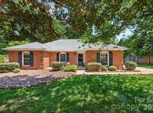 5017 Sharon View Rd, Charlotte, NC 28226