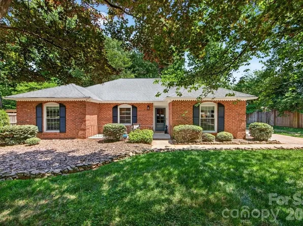 5017 Sharon View Rd, Charlotte, NC 28226