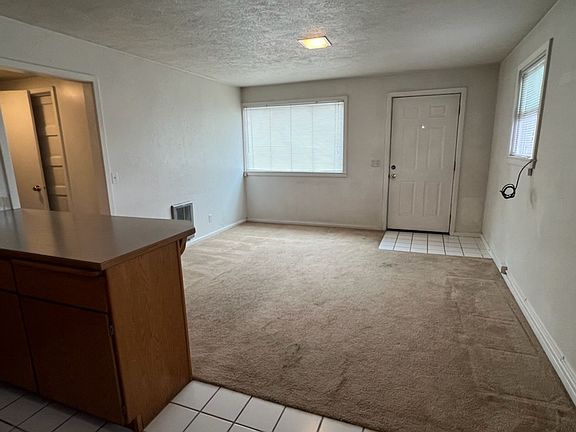 2nd image of 130 11th St NE #3