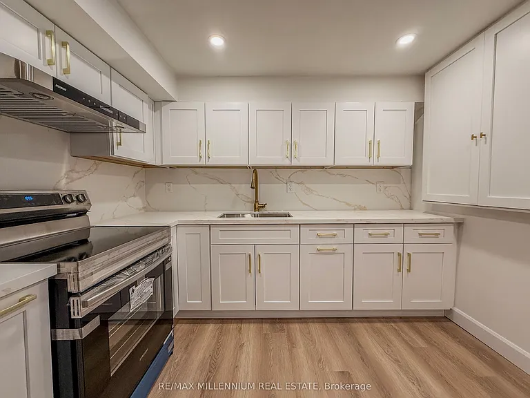 14 Sallis Dr — Photo 11