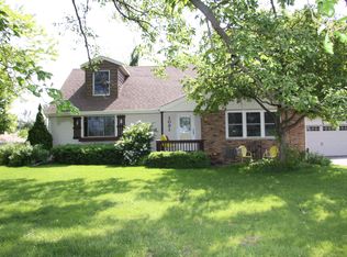 1030 Dallas Rd, Washington, IL 61571