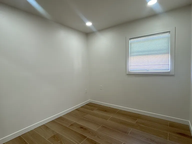 2444 Fairmount Ave #B — Photo 16
