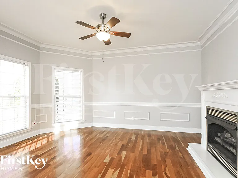 7240 Orchard Path Dr — Photo 3