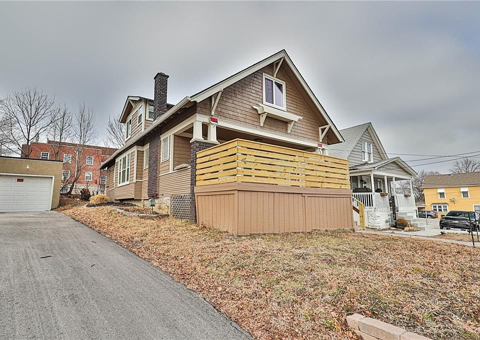 1st image of 222 N 19th St