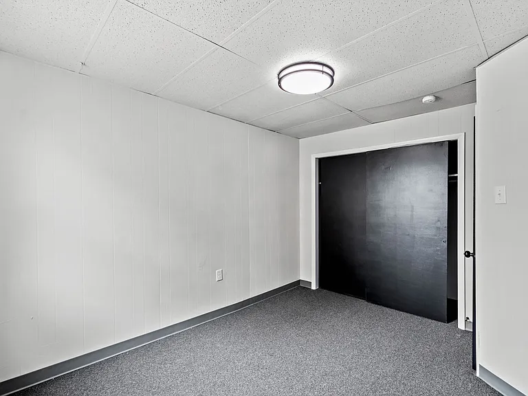 412 Mill Street — Photo 13