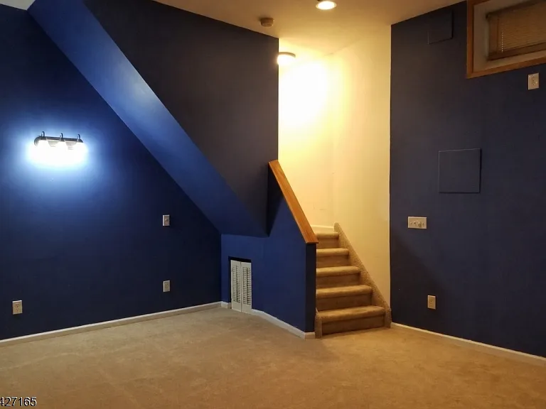 70 Village Dr — Photo 6