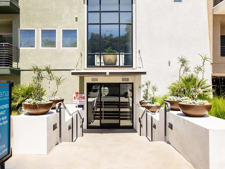 The Guild North Hollywood — Photo 35