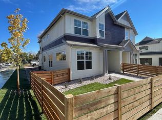 6102 W 28th Ct, Edgewater, CO 80214