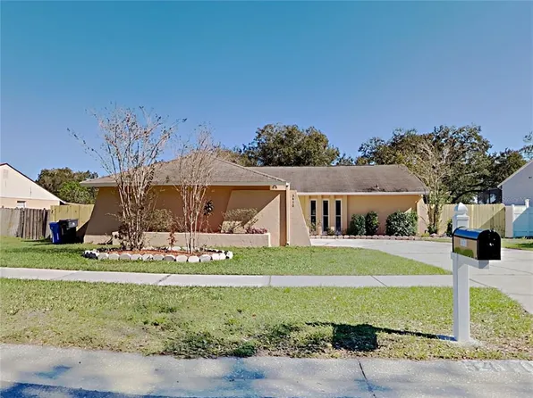 3410 King Richard Ct, Seffner, FL 33584