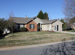 3400 Chardmore Dr, Matthews, NC 28105