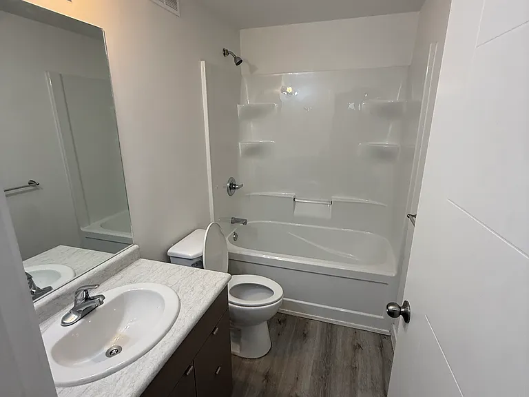 439 Winterton Ave #A — Photo 10