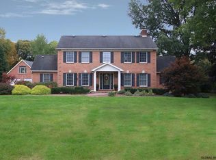 108 Lower Newtown Rd, Waterford, NY 12188