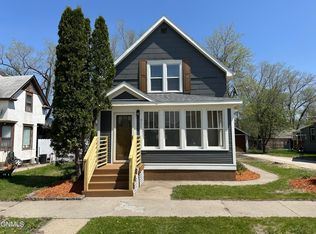 311 4th Ave SW, Jamestown, ND 58401