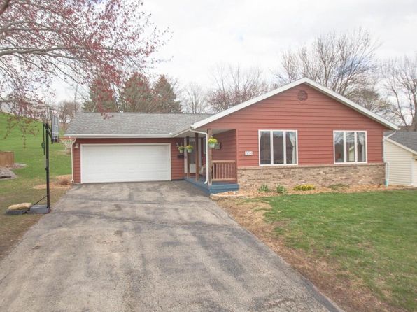 304 Regent DRIVE, La Crescent, MN 55947