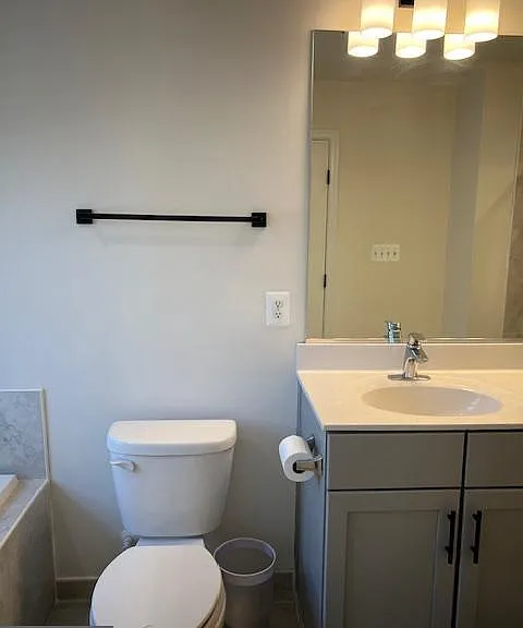 10608 Eastland Cir — Photo 21