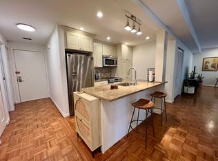 136 N Bread St APT 422, Philadelphia, PA 19106
