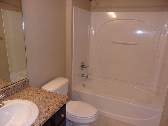4th image of 95060 Paso Robles Ct