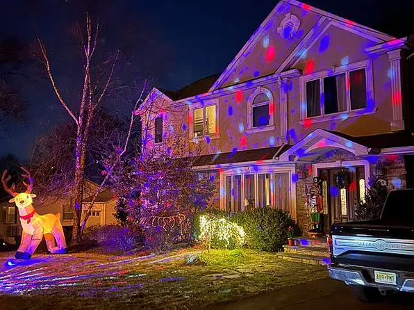 319 Oradell Ave, Paramus, NJ 07652