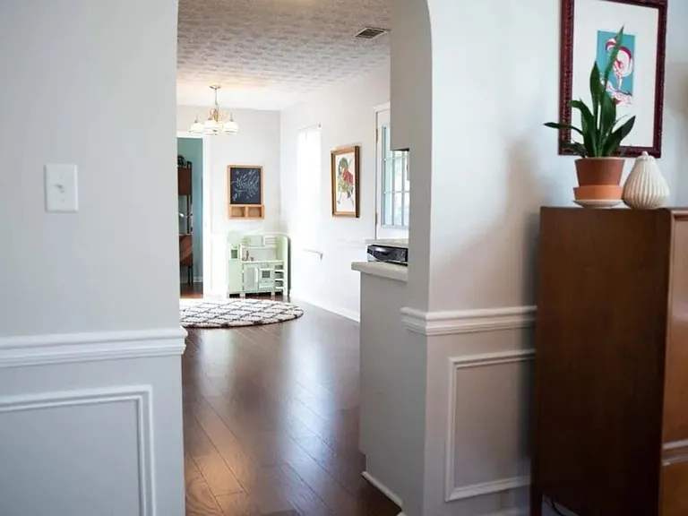 2070 Emerald Dr — Photo 29