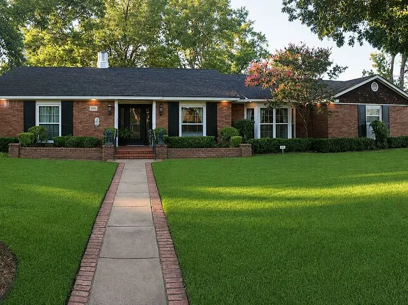 2400 Clayton Ln, Wichita Falls, TX 76308