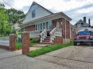 135 Norwood Ave, Staten Island, NY 10304