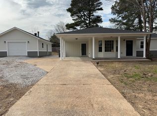 75 Holly Hls, Batesville, AR 72501