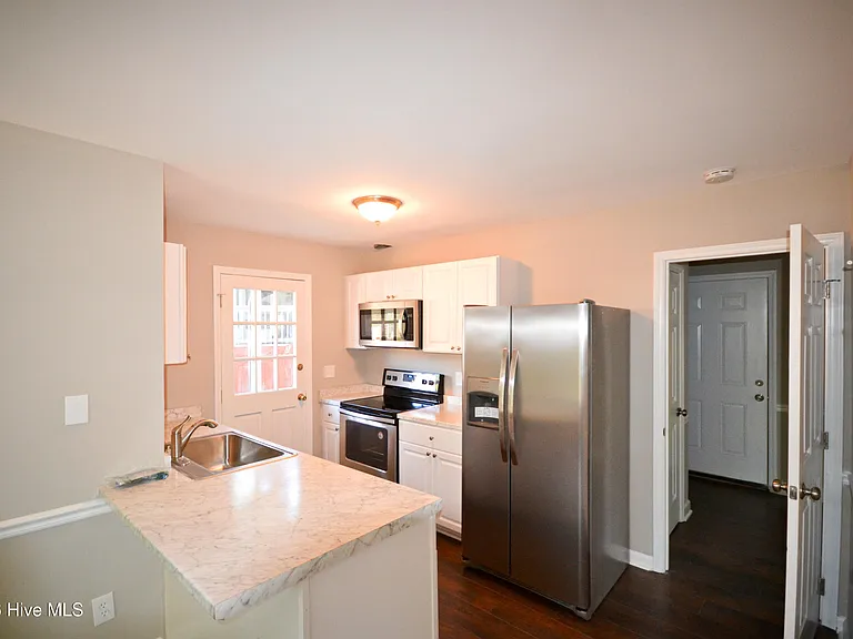 3516 Casine Ct — Photo 11