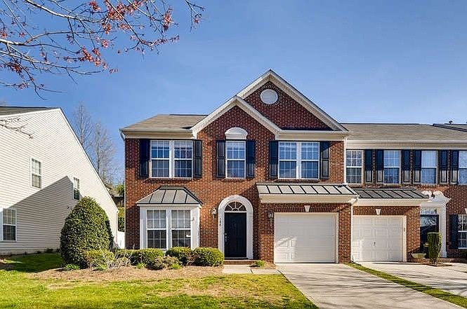 1st image of 146 N Arcadian Way