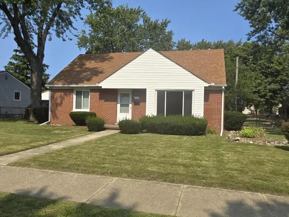 21112 Powers Ave, Dearborn Heights, MI 48125
