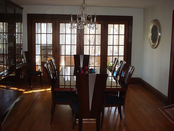 DINNING ROOM