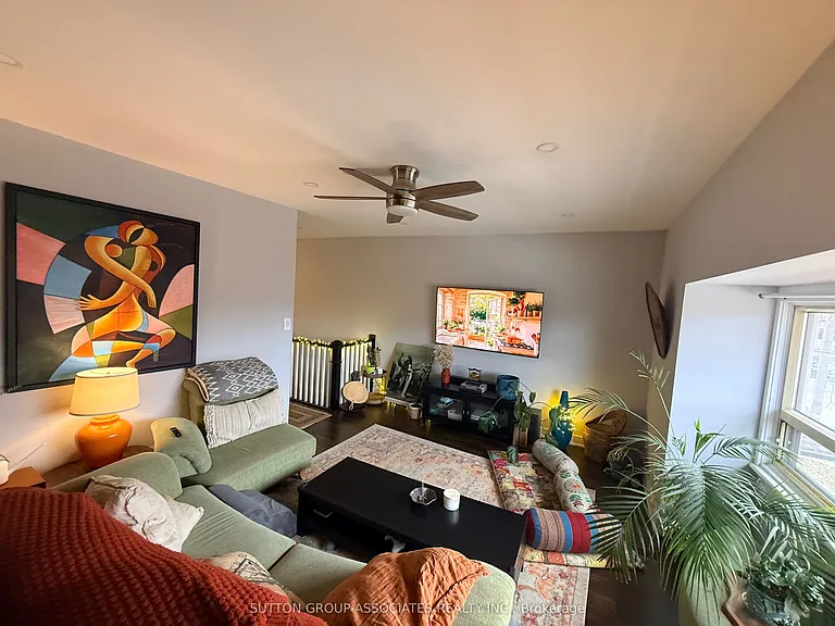 544 Concord Ave #UPPER — Photo 16