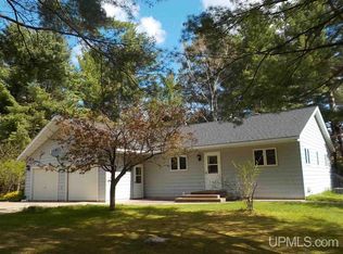 378 Paint River Rd, Crystal Falls, MI 49920