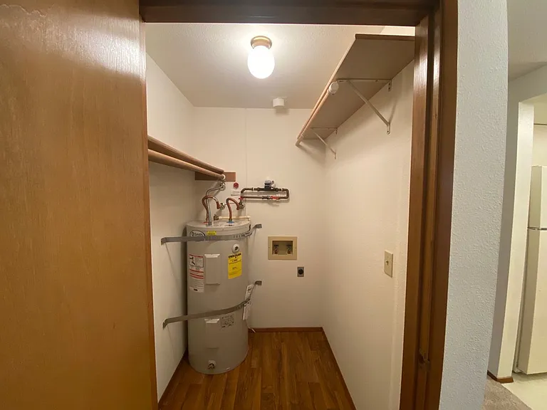 Shorecrest Apartments — Photo 20