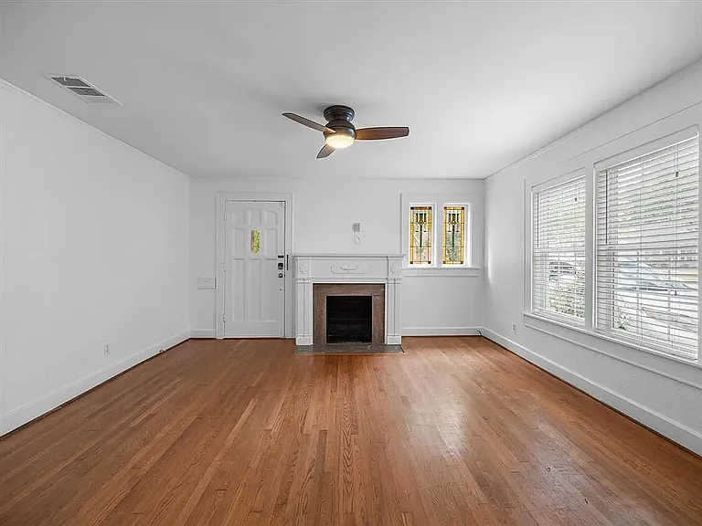 3221 Greene Ave — Photo 21