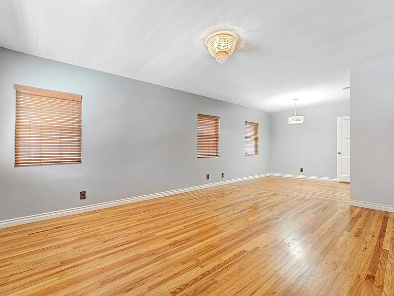 3343 Santa Carlotta St — Photo 5