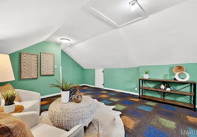 815 Cornell Ave — Photo 28