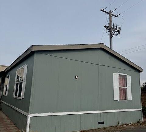 4th image of 1900 S Lincoln St Space F2