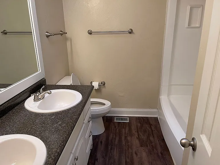 2630 Old Bainbridge Rd #D — Photo 5