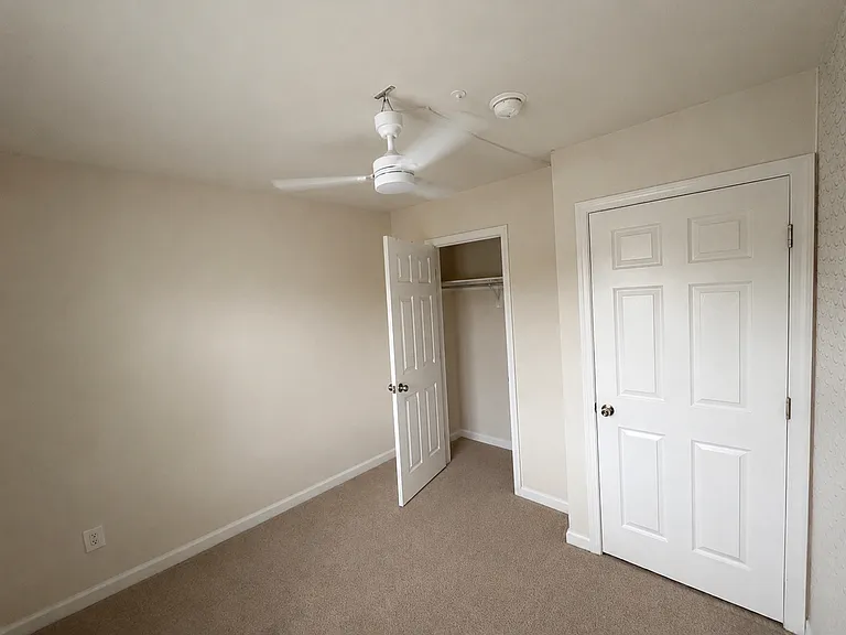 5526 Sacramento Mews Pl — Photo 36