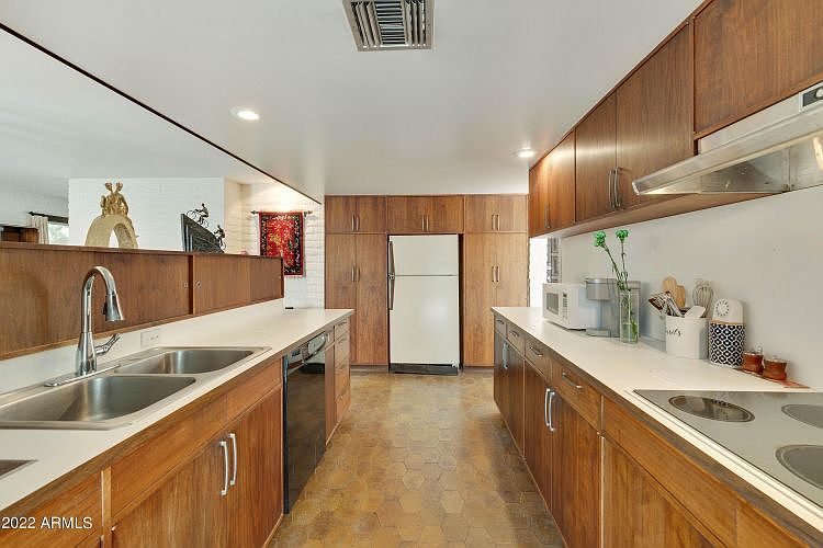 1st image of 2614 S Sierra Vista Cir