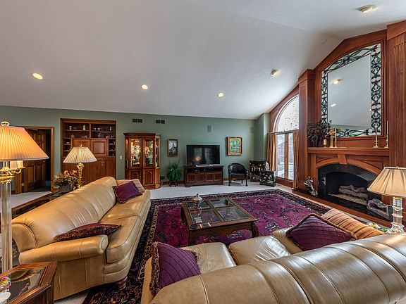 Floor to ceiling fireplace
