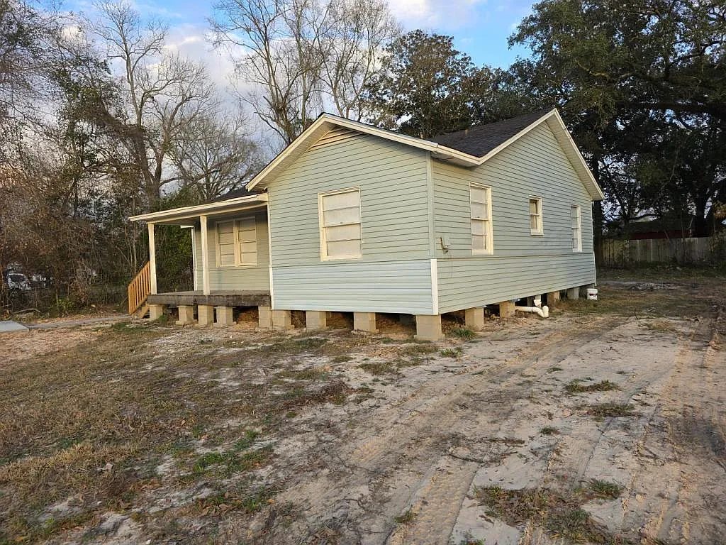 555 S 9th St — Photo 1